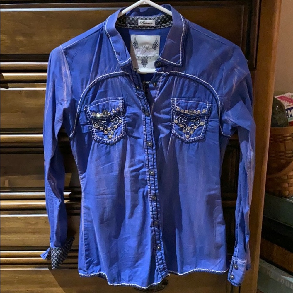 Women’s western Roar bottom up shirt